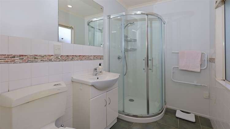 18 Graven Court Henderson_11