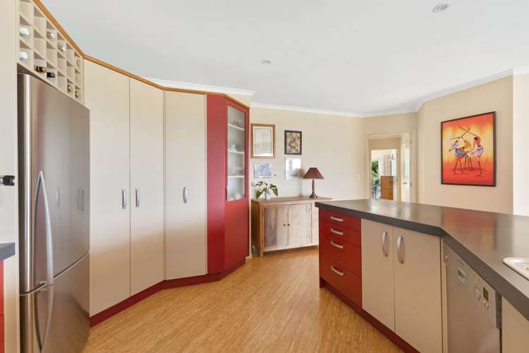 754 Plymouth Road Koru_8