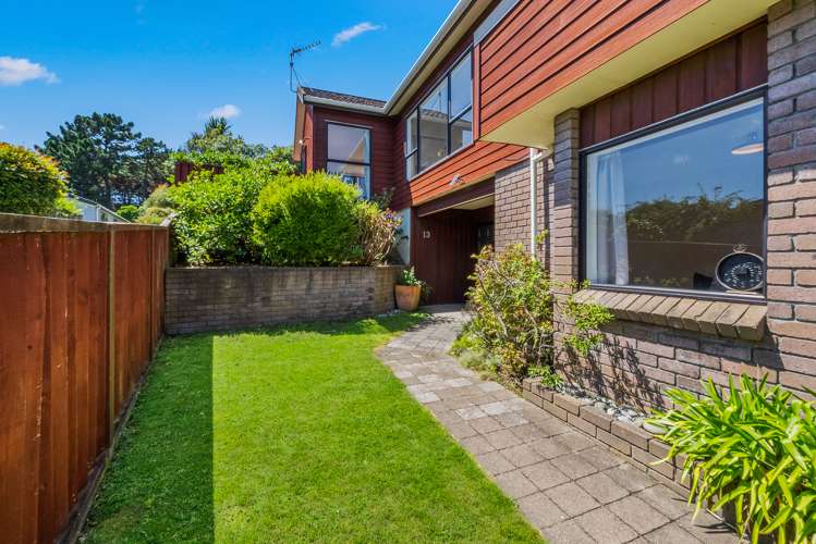 13 Kinnel Grove Papakowhai_19
