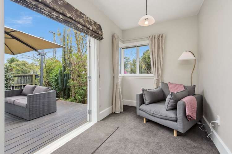 18 Conway Street Somerfield_17