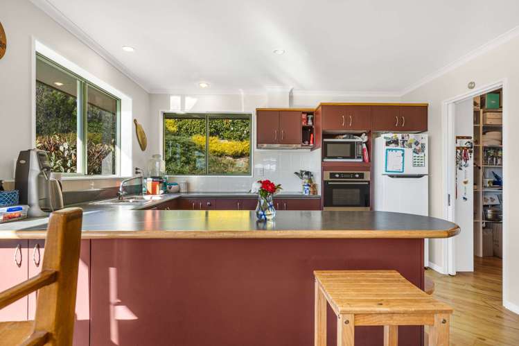 86 Totara View Road Wakefield_11