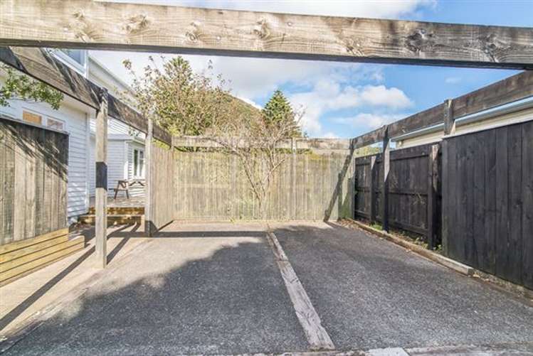 1 Karamu Street Eastbourne_12