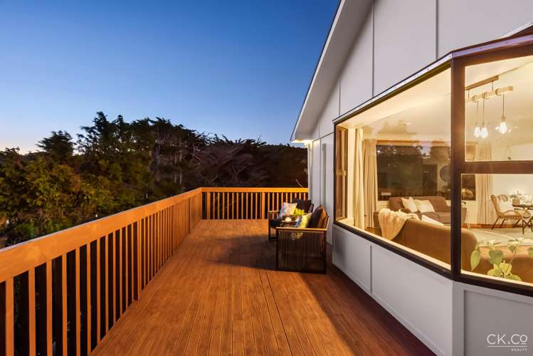 24 Titiro Moana Road Korokoro_18