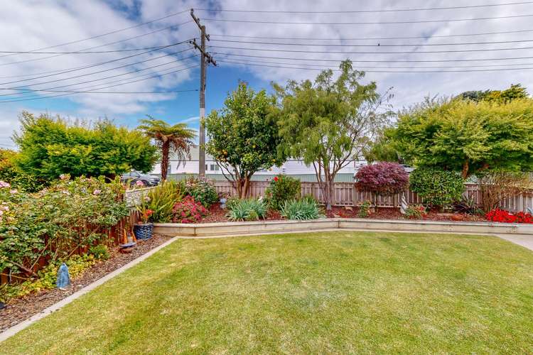 7 West Crescent Te Puru_27