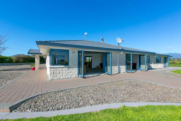 930 Upland Road Egmont Village_20