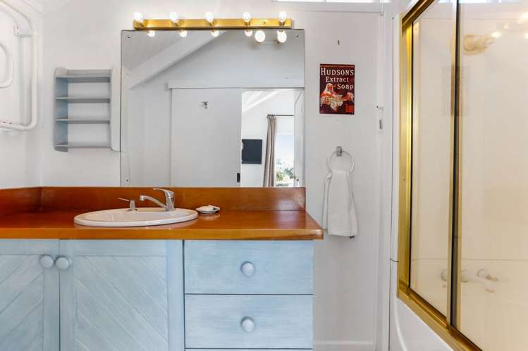 3 Kelly Street Mount Eden_18