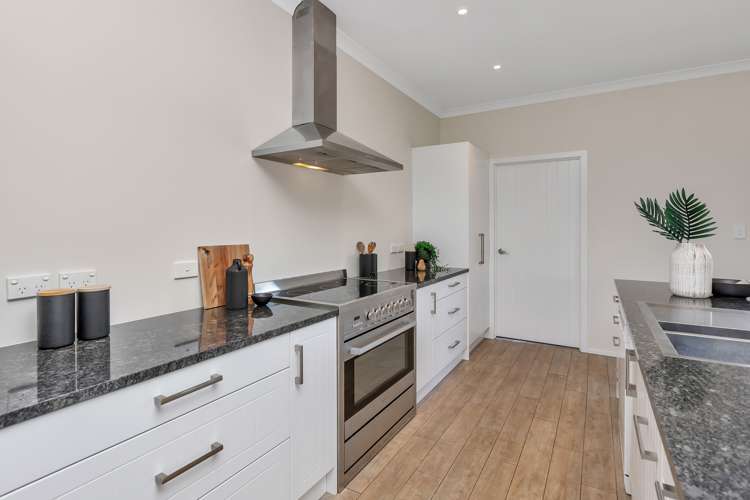 25 Michel Colombon Close Maunu_5