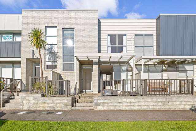 Stylish, Easy-Care Living in Stonefields