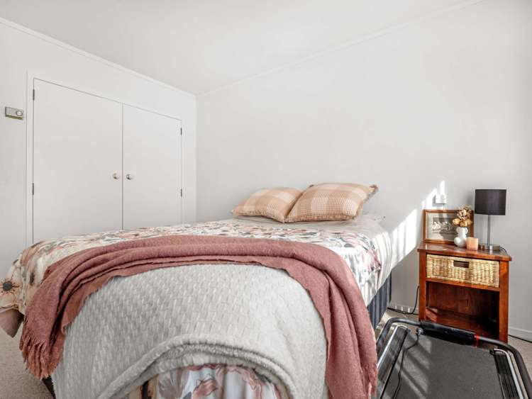 5 Carlyle Street Leamington_20