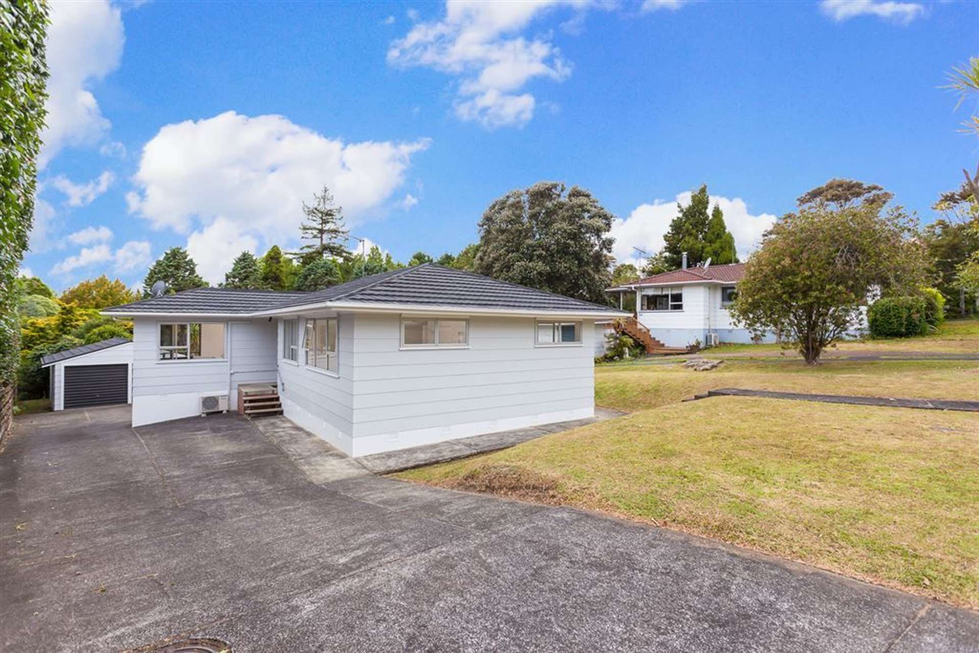 15 The Grove Titirangi_0