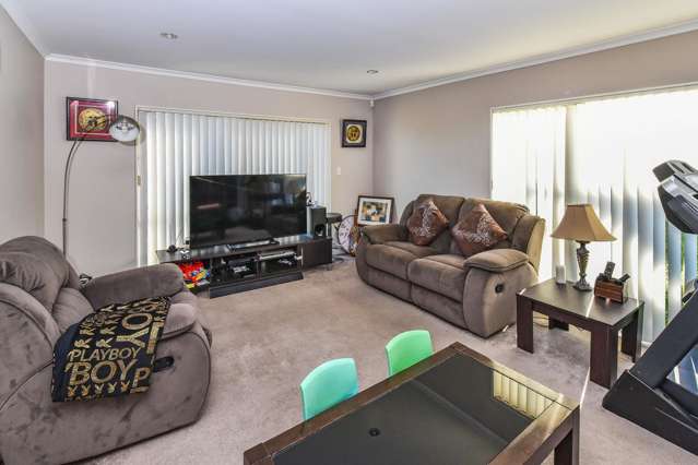 16 Staten Place Mangere_1