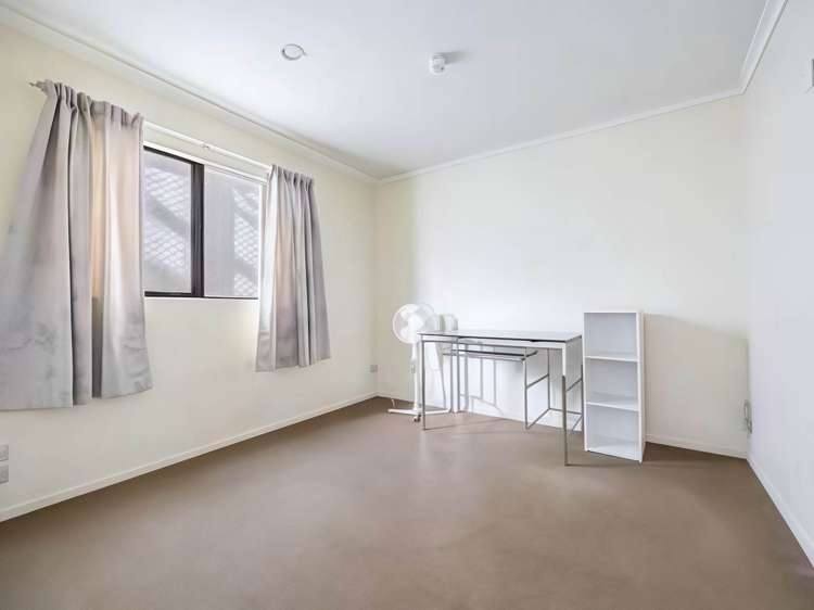 D610/176 Broadway Newmarket_6