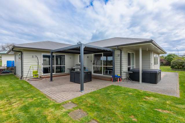 14 Parkland Drive Waipawa_1