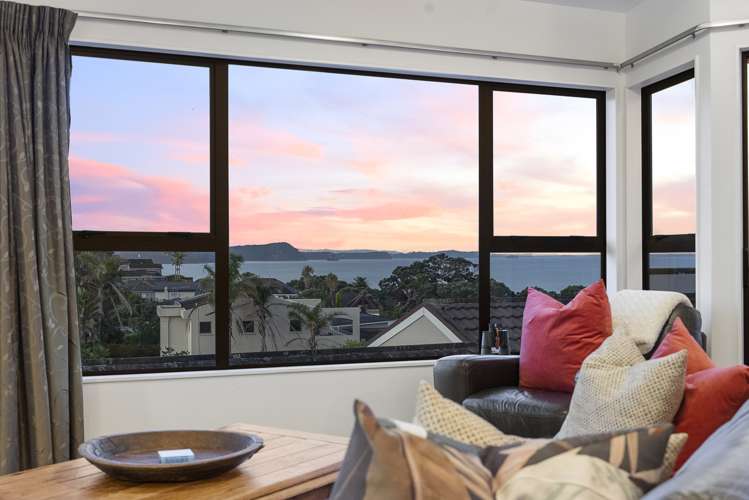 64 Marellen Drive Red Beach_3