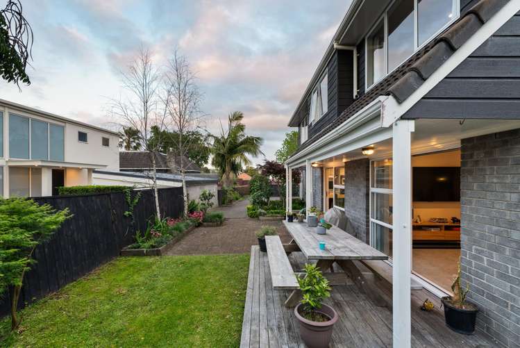 3/50 Meadowbank Road_4