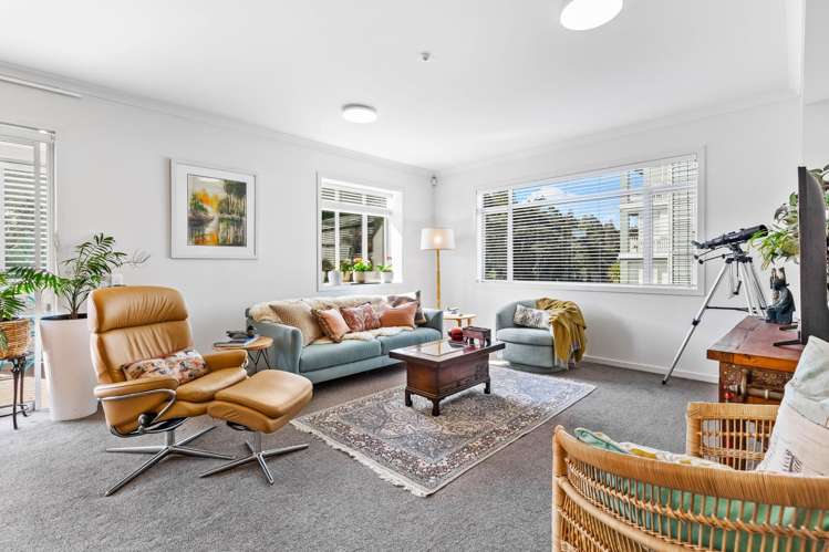 90 Eaves Bush Parade Orewa_8