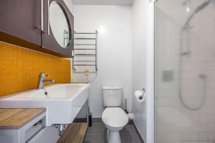 7C/11A City Road Auckland Central_10