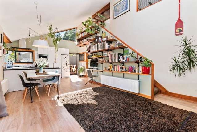 11b Mackinnon Terrace Fernhill/Sunshine Bay_1