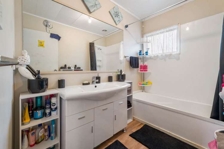 15 Southview Place Wattle Downs_7