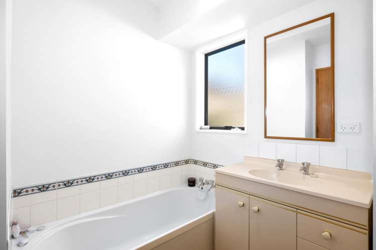 65a Cutts Road Russley_14