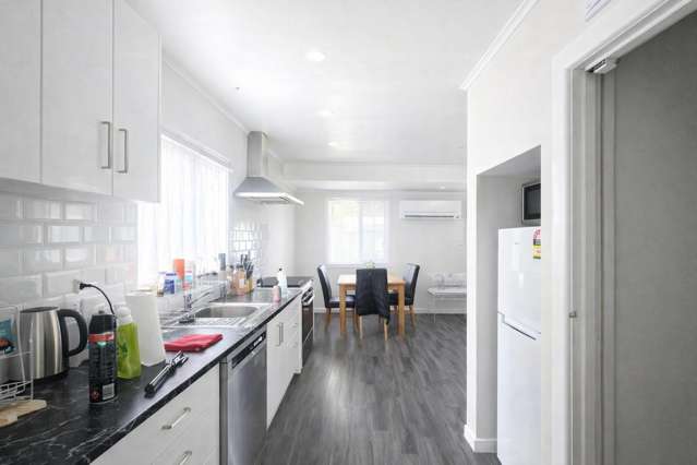 16 Esk Crescent Tokoroa_3