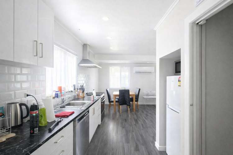 16 Esk Crescent Tokoroa_3