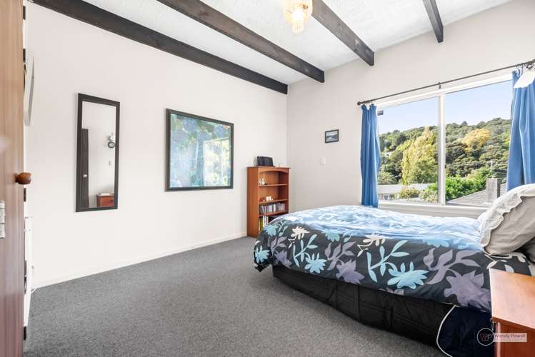 28 Deller Grove Silverstream_7