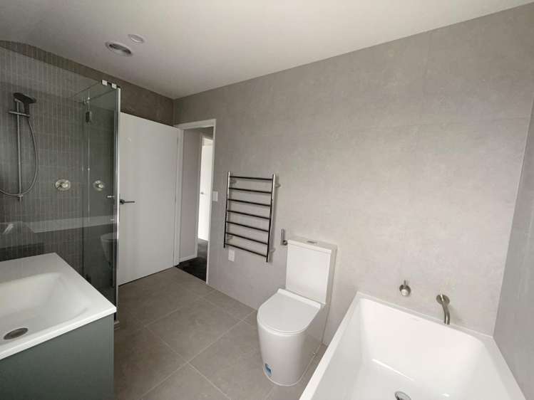 8/1 Scott Road 10695_13