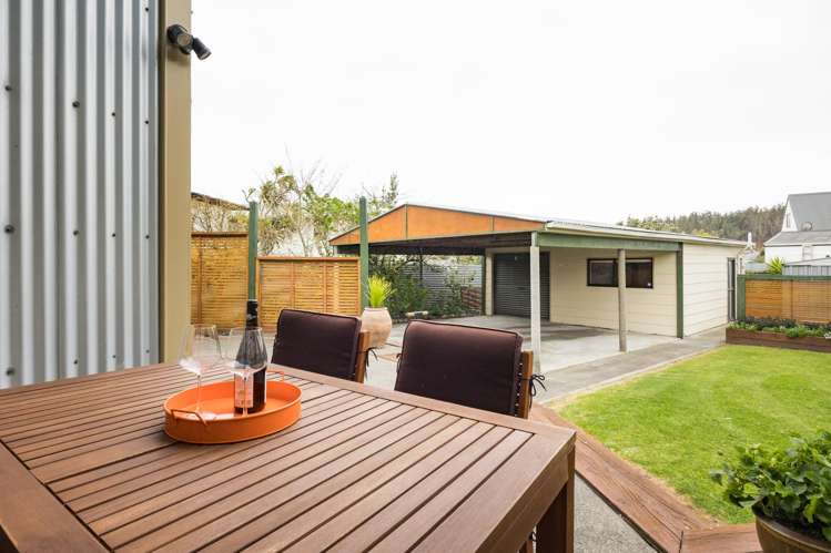 5 Hennessy Street East Foxton Beach_20