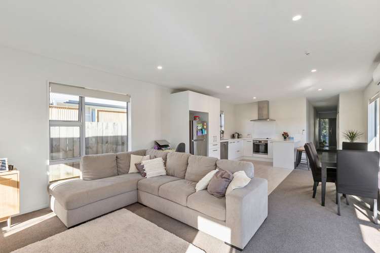 19 Fairwater Road Warkworth_11