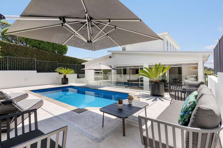 66 Churchill Road Murrays Bay_15