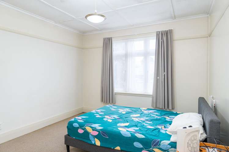 11 and 13 Udy Street Petone_7