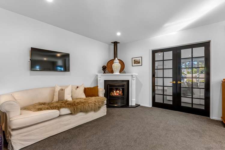 100 Gardiners Road Harewood_10