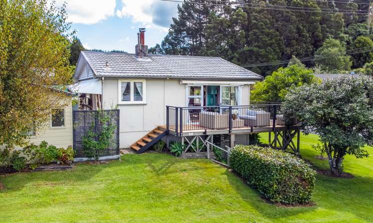 82 Whangamoa Drive Okere Falls_17