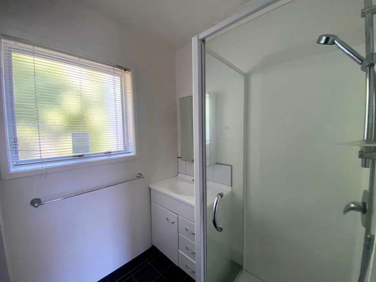 2/14 Whitmore Road Mt Roskill_10