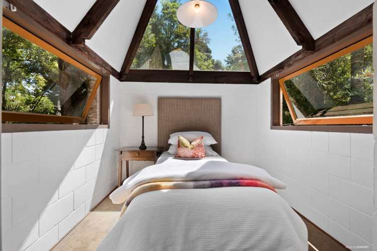 54 Park Hill Road Birkenhead_7