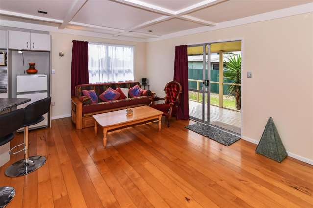 30 Cordyline Road Port Waikato_2