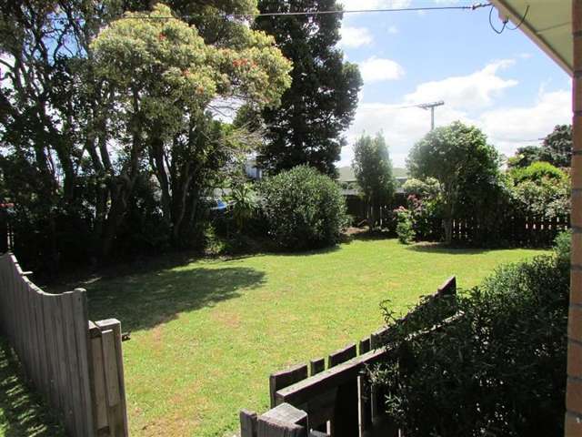 3/1 Pine Road Orewa_1