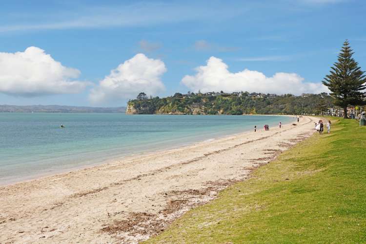 2 Hostel Access Road Eastern Beach_5