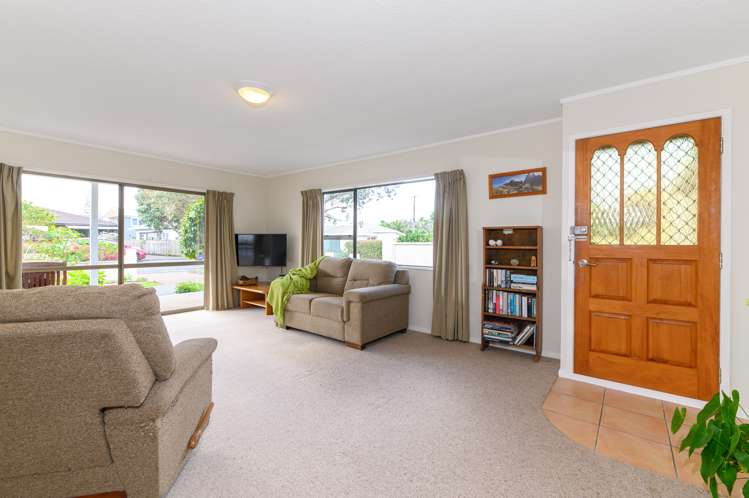 30b Alice Avenue Orewa_16