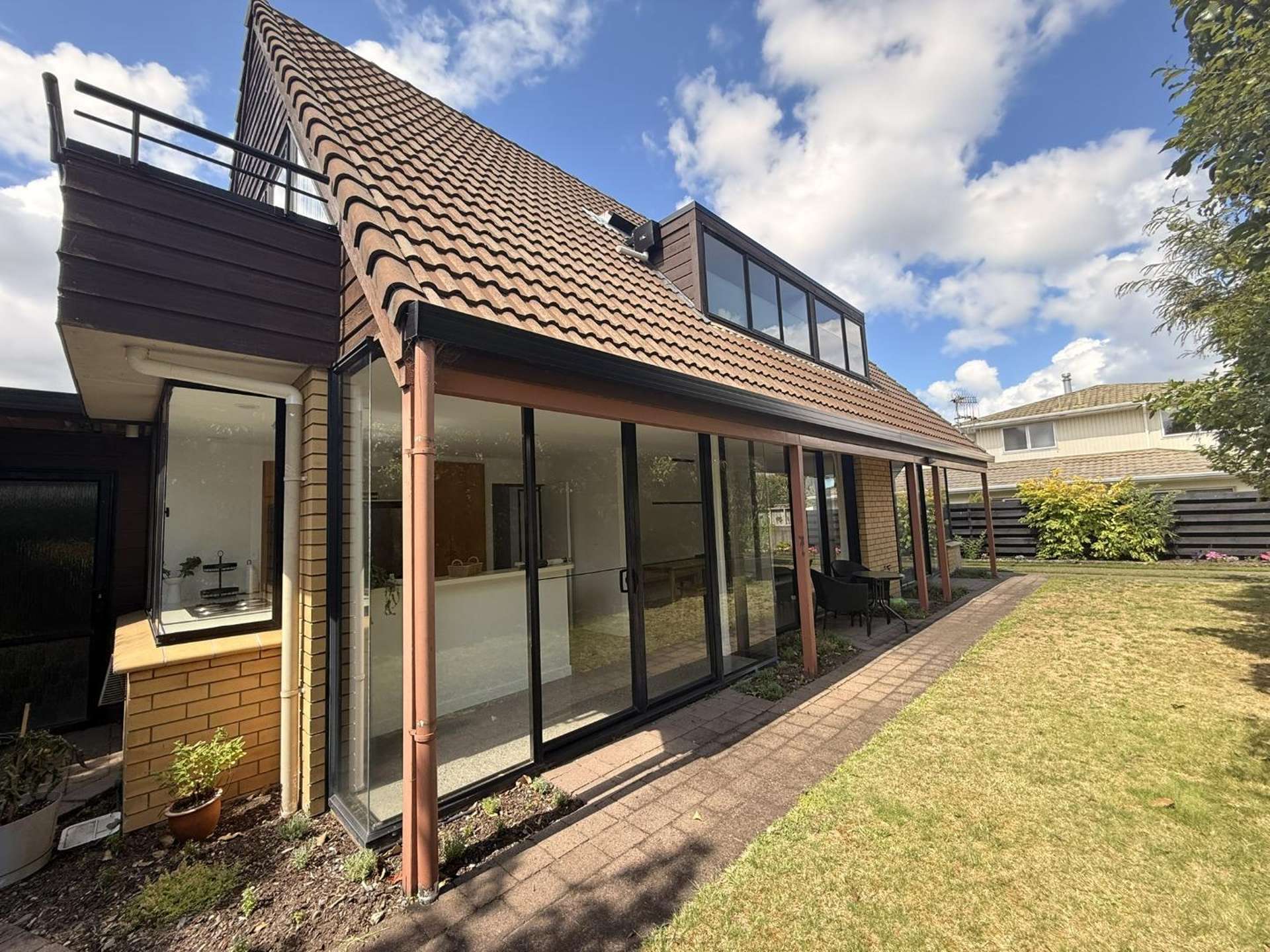 2/26 Tui Street 11210_0