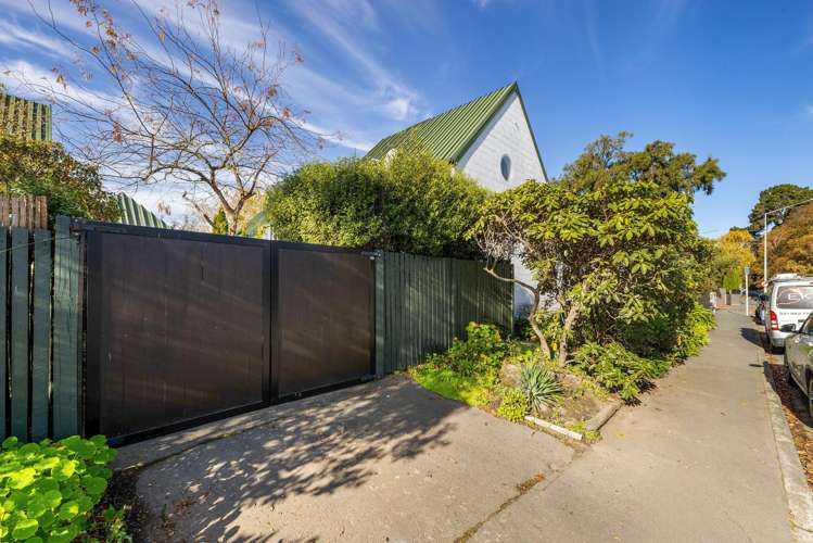 4/12 Shrewsbury Street Merivale_17