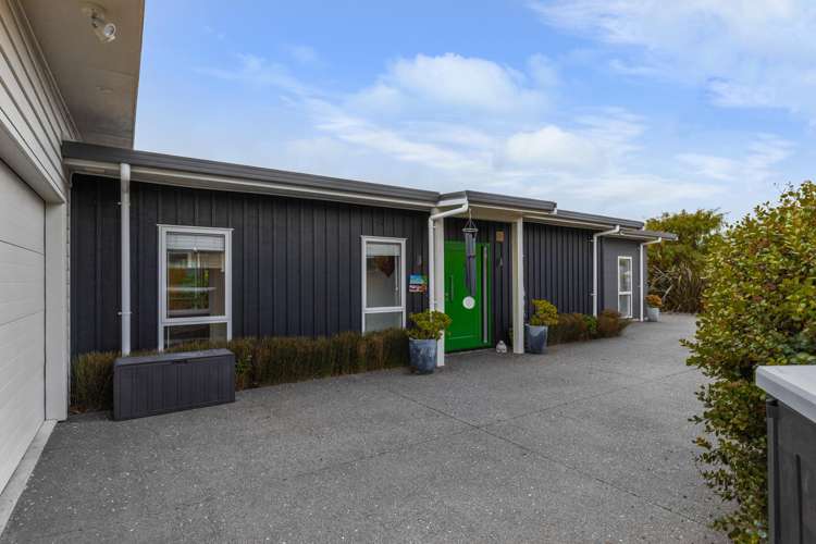 39 Waipunahau Road Waikanae_21