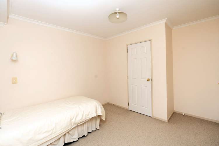 8 Macfarlane Street Hamilton East_17