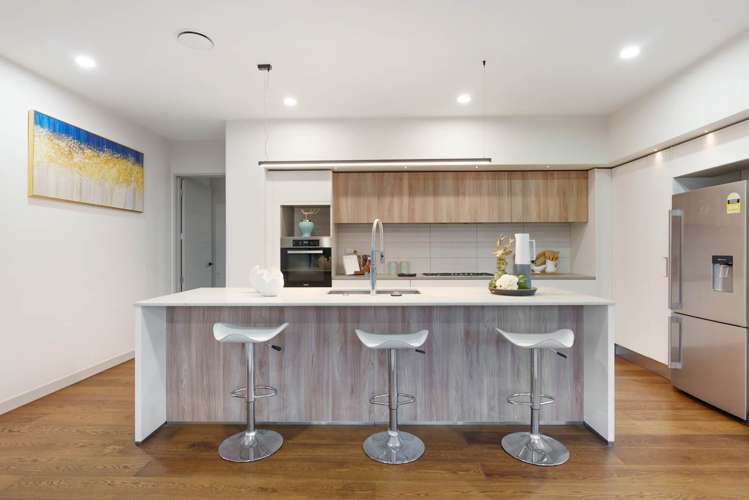 15 Tims Crescent Flat Bush_8