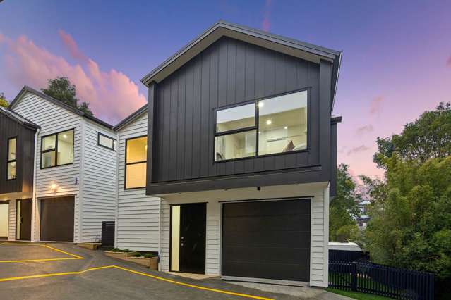 New Build 4 Bed Large Deck Northcross