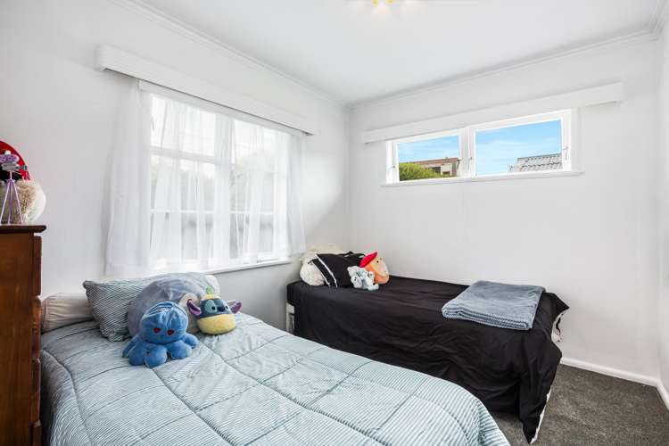 32 Raroa Terrace Tawa_10