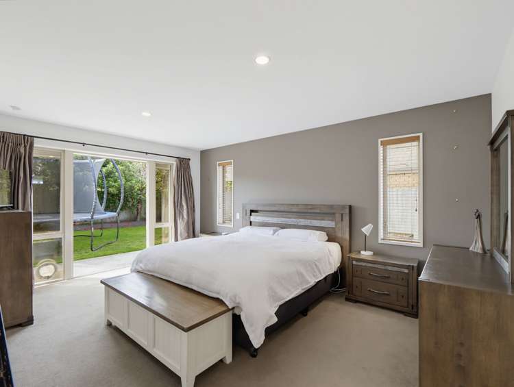 30 Foresters Crescent Parklands_16