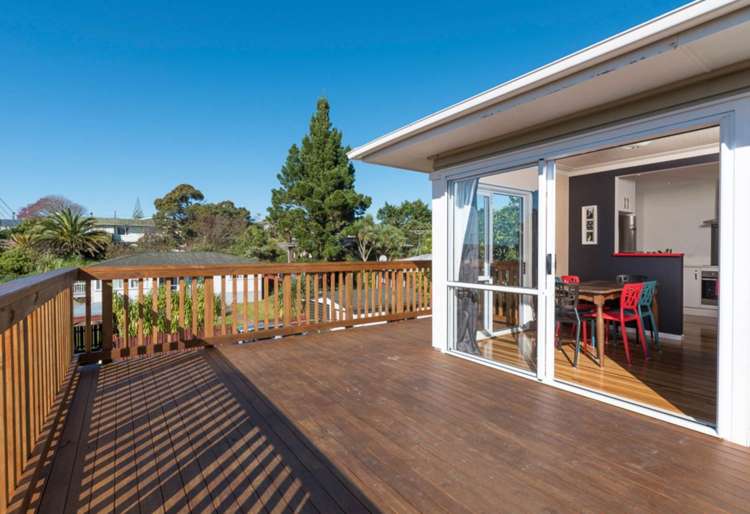 15 Kelwyn Road Kelston_12