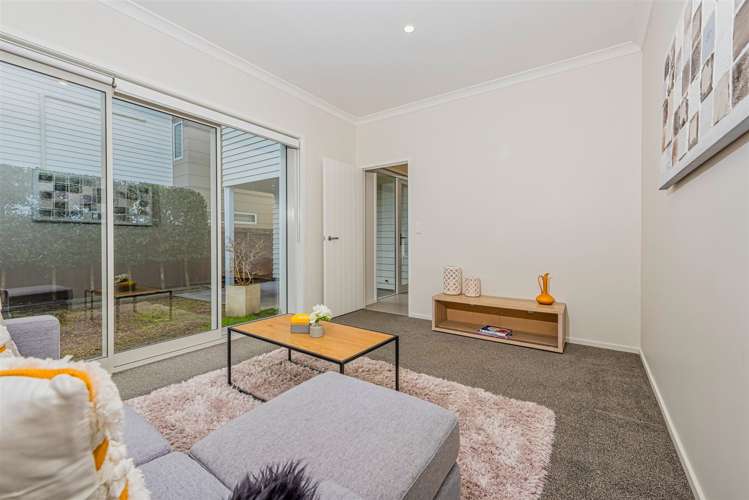 8 Toheroa Street Hobsonville_11